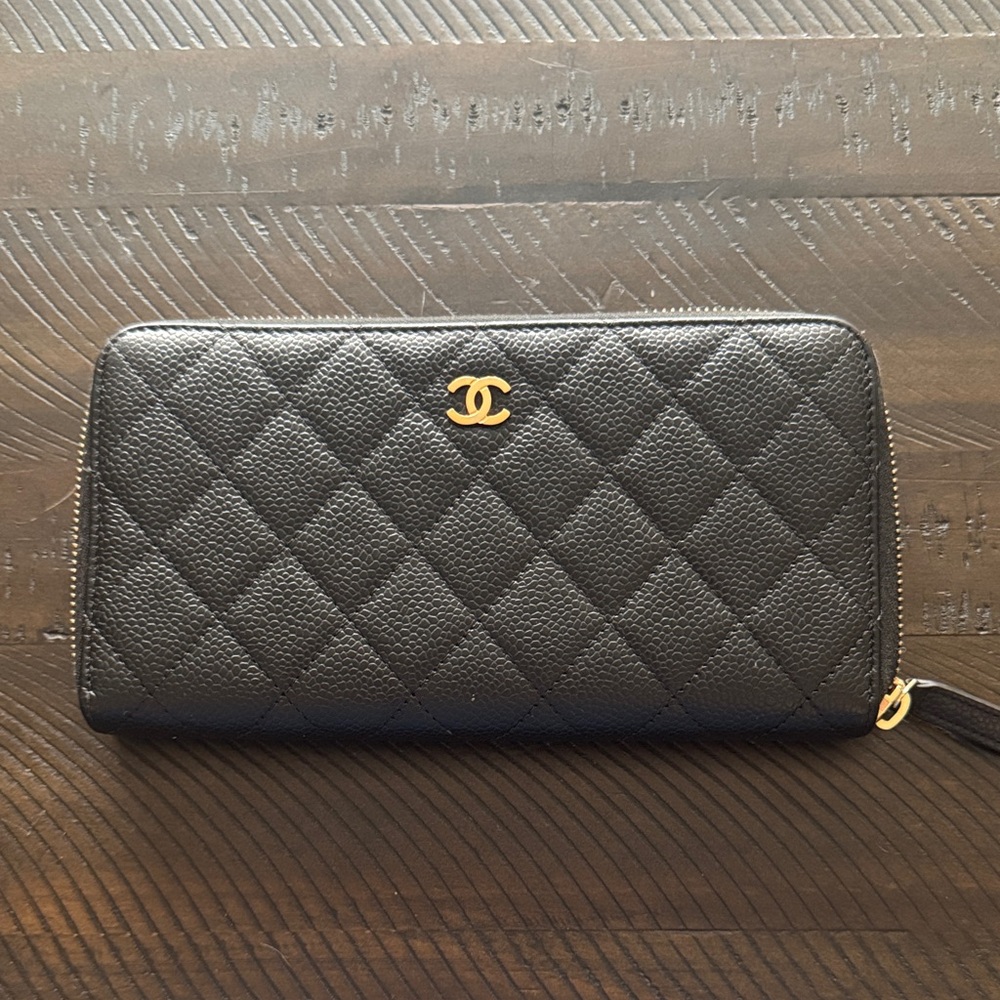 CHANEL Black Quilted Zip Wallet